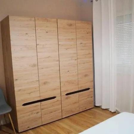 Apartment Megi's Modern *